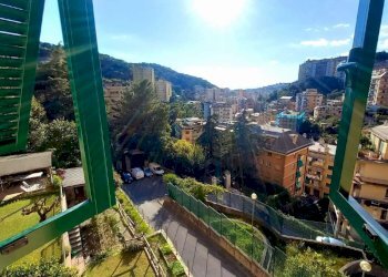 APPARTAMENTO RISTRUTTURATO IN VENDITA GENOVA QUEZZ - Trilocale via Tarciso Donati, Genova (zona Quezzi) - foto 2