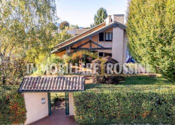 Facciata - Villa via Monte Monarco, 1, Malnate - foto 1