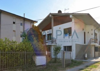 Facciata - Villa via San Francesco d'Assisi, Predappio - foto 2