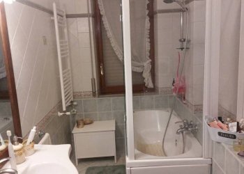 Bagno - Trilocale via Gravina di Puglia, Roma - foto 14