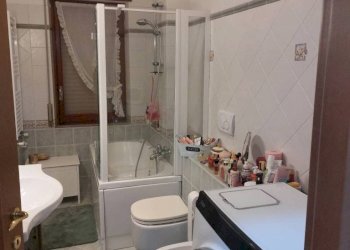 Bagno - Trilocale via Gravina di Puglia, Roma - foto 15