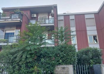 Facciata - Trilocale via Gravina di Puglia, Roma - foto 19