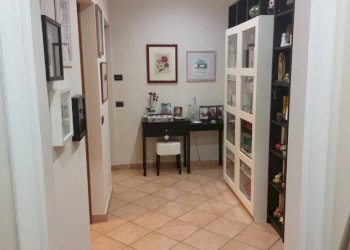 Corridoio - Attic via Gravina di Puglia, Roma - photo 9