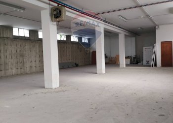 Seminterrato - Locale Commerciale Mantova - foto 12