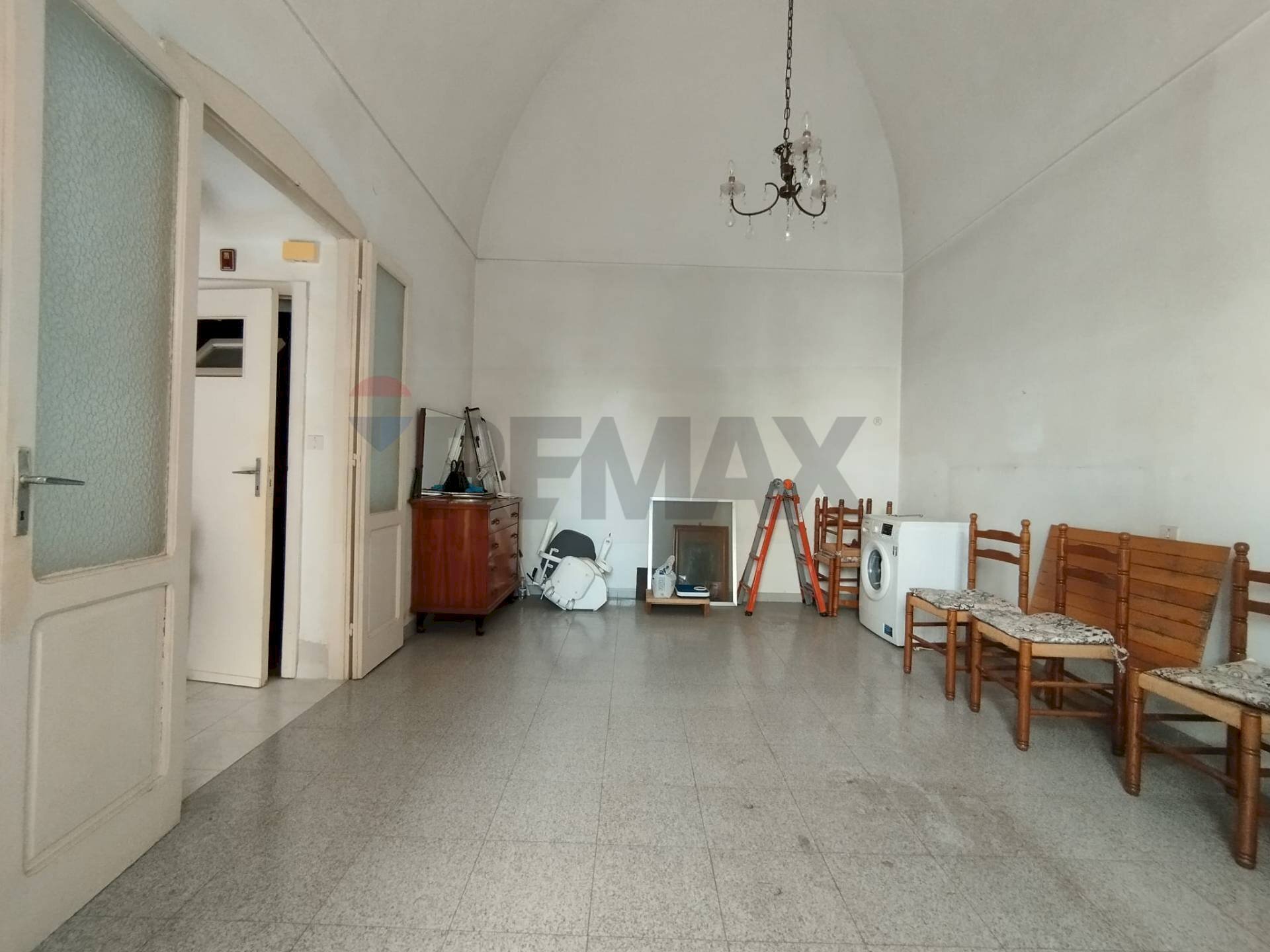 Sala da pranzo - Casa indipendente Via Nazario Sauro
 
65-67, Bari - foto 2