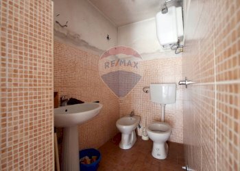 Bagno - Independent house Via Nazario Sauro
 
65-67, Bari - photo 6