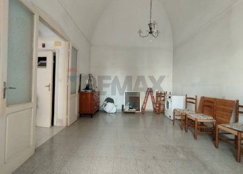 Sala da pranzo - Independent house Via Nazario Sauro
 
65-67, Bari - photo 2