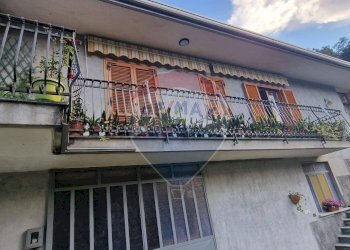 Edificio all\'aperto - Independent house via per cesara
 
39, Cesara - photo 2