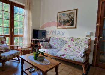 Soggiorno - Independent house via per cesara
 
39, Cesara - photo 13