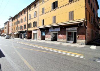 Negozio via Andrea Costa, Bologna (zona Costa Saragozza) - foto 23
