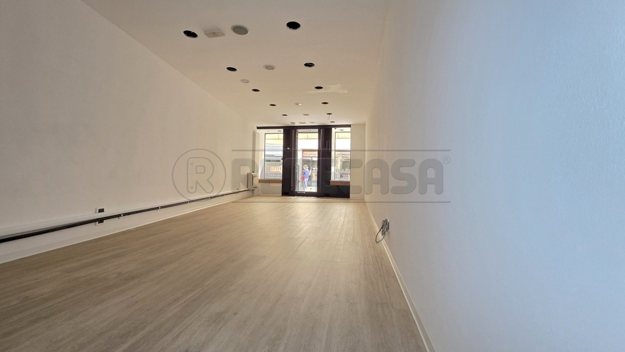 Retecasa _Valdagno Area vendita.jpg - Locale Commerciale Valdagno - foto 3