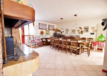 soggiorno1.jpeg - Porzione di casa Crespadoro - foto 6