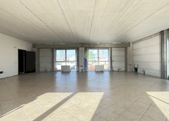 interno - Office Via delle Cateratte 105, Livorno - photo 2