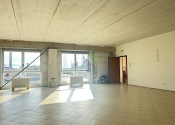 interno locali - Office Via delle Cateratte 105, Livorno - photo 6