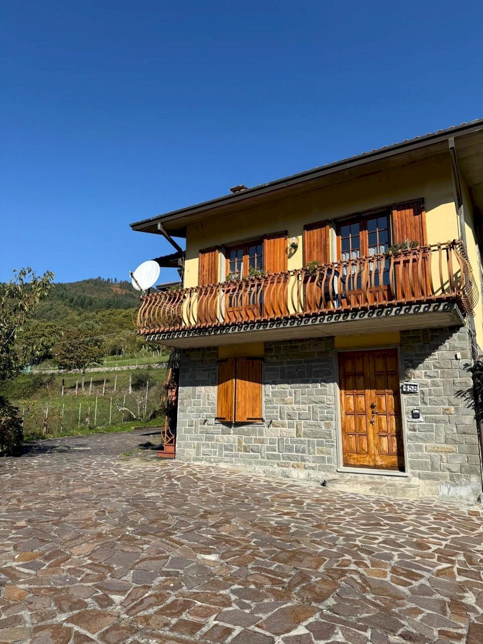 IMG-20251015-WA0064.jpg - Villa Comano - foto 1