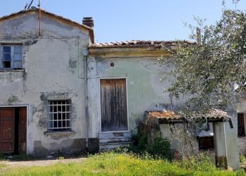 IMG-20180419-WA0050.jpg - Rustic Fosdinovo - photo 1