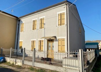 IMG_6193.jpg - Casa indipendente via roma, Corbola - foto 22