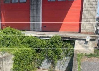 8.jpg - Commercial Premises at auction Via Trieste 4, Follo - photo 7