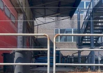 9.jpg - Commercial Premises at auction Via Trieste 4, Follo - photo 8