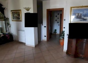 4.jpg - Portion of a house at auction Via Canaia snc, Vezzano Ligure - photo 3