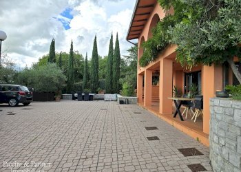 08.jpg - Villa Via dei Romani, Magione - foto 8