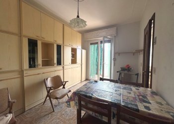 zona giorno-notte - One-room apartment Borghetto Santo Spirito - photo 2
