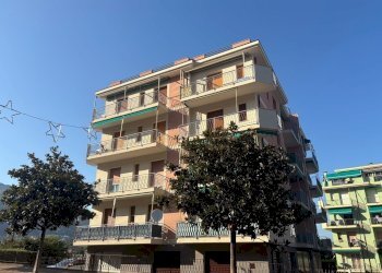 stabile - One-room apartment Borghetto Santo Spirito - photo 11