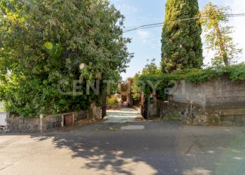 Via Gallinaro 22 (2).jpg - Villa Via Gallinaro 22, Aci Castello - foto 3