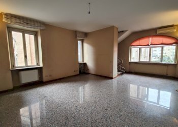 salone - Porzione di casa Via San Bartolomeo, Piacenza - foto 2