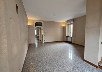 salone - Porzione di casa Via San Bartolomeo, Piacenza - foto 8