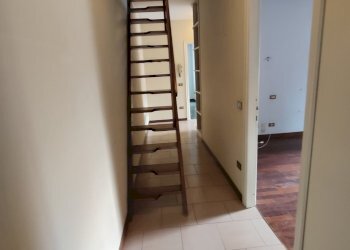 scala per mansarda - Porzione di casa Via San Bartolomeo, Piacenza - foto 27
