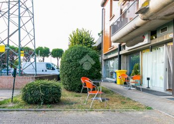 Commercial Activity Via ravegnana, Forlì - photo 5