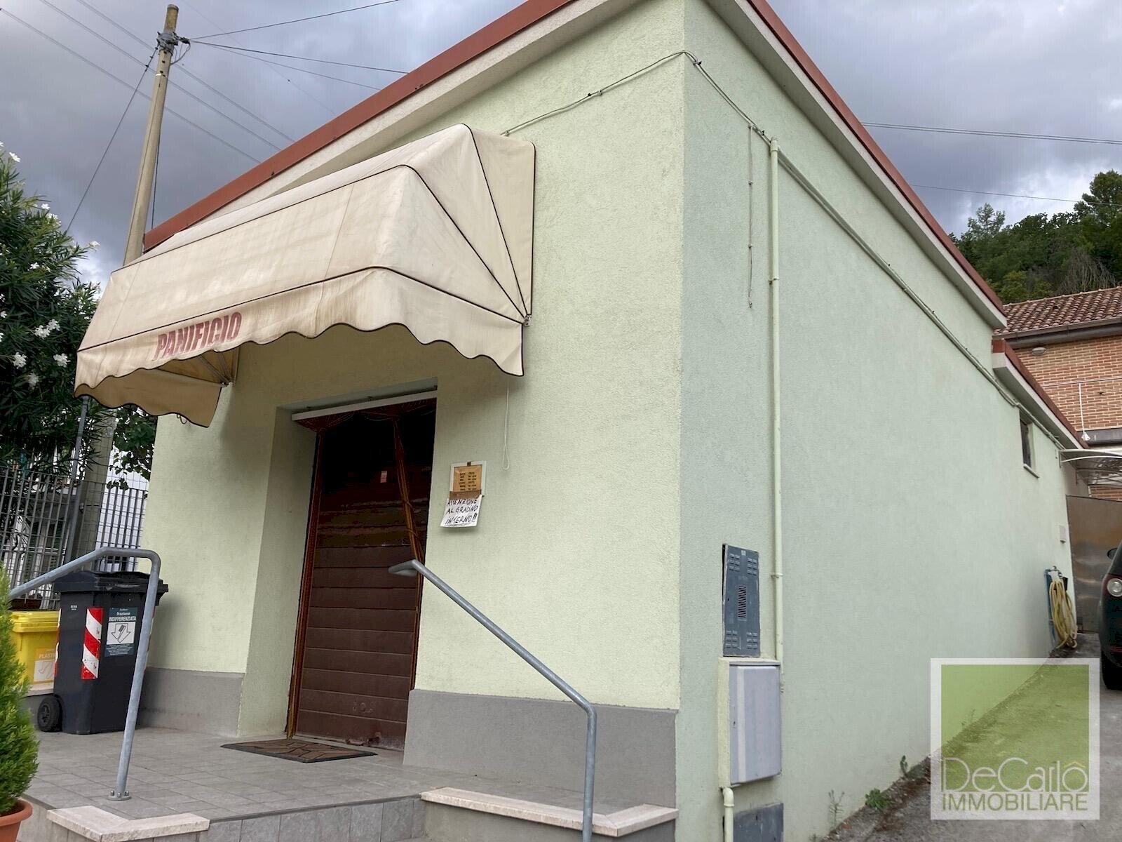 Shop Via Casine di Paterno, 114, Ancona (neighborhood Casine di Paterno) - photo 1
