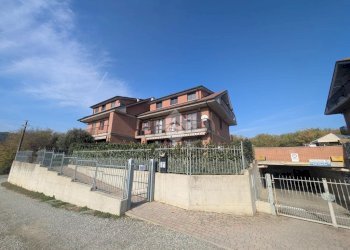 Four-room apartment Via Francesco Pellizzari, Cassine - photo 1