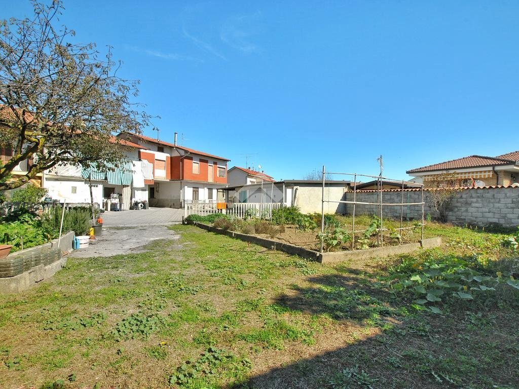 Casa indipendente Via S. Bernardo, Livorno Ferraris - foto 2