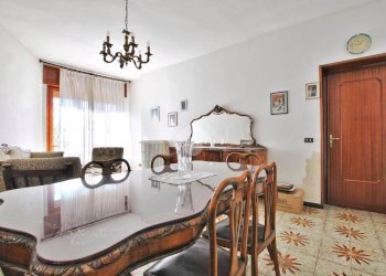 Casa indipendente Via S. Bernardo, Livorno Ferraris - foto 8