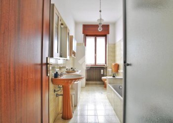 Casa indipendente Via S. Bernardo, Livorno Ferraris - foto 10