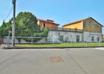 Villa Via Don Evasio Ferraris, Borgo d'Ale - foto 2