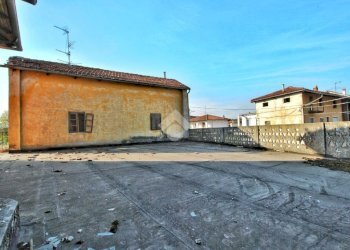 Villa Via Don Evasio Ferraris, Borgo d'Ale - foto 13