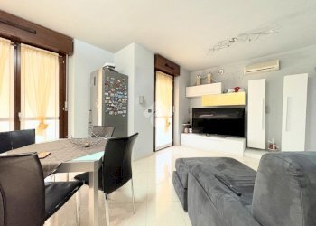 Quadrilocale Via Aldo Moro, La Loggia - foto 12