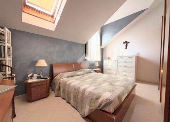 Quadrilocale Via Aldo Moro, La Loggia - foto 15