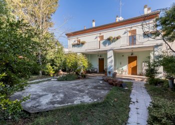Villa Massa Lombarda - foto 1