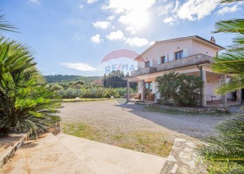 Villa Via Bucine, snc 
 San Giovanni, Portoferraio - foto 24