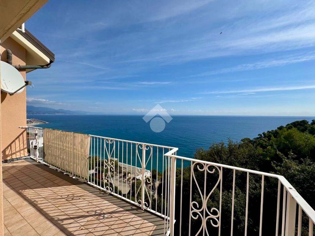 Three-room apartment Via mede, Bergeggi - photo 1