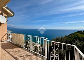 Three-room apartment Via mede, Bergeggi - photo 1