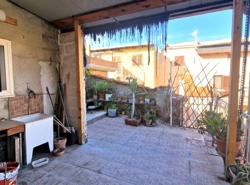Casa indipendente Mondragone - foto 1
