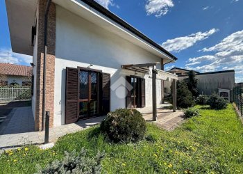 Villa Via Boschetti, Front - foto 1