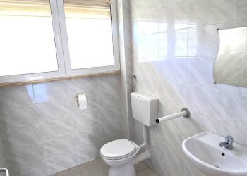 Foto 10 - Warehouse Via Luzzatti
 
15, Bari - photo 10