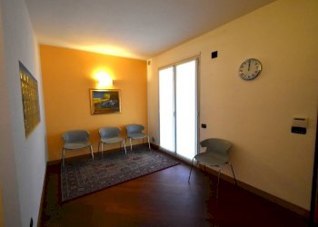 Foto 4 - Three-room apartment Via Zappello
 
1, Villa d'Adda - photo 4