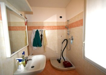 Foto 17 - Three-room apartment Via Zappello
 
1, Villa d'Adda - photo 17